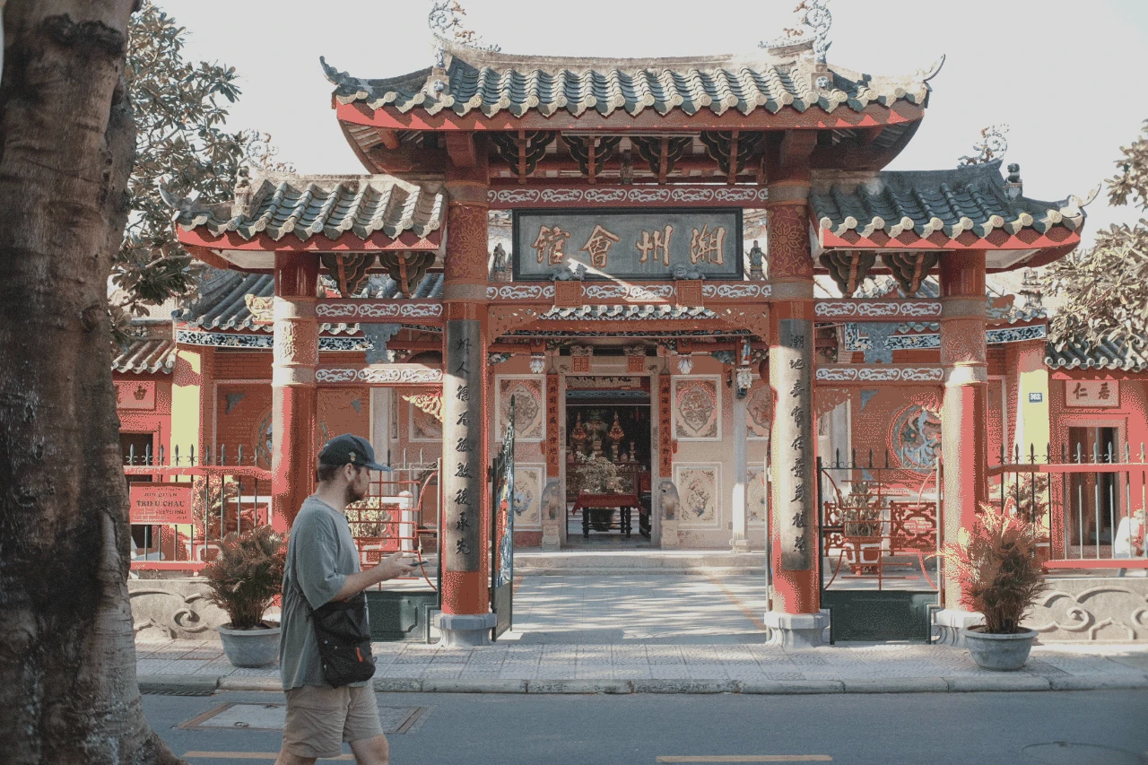 Example of Jarvis-Judice-Ninke dithering algorithm creating smooth gradients with characteristic texture patterns